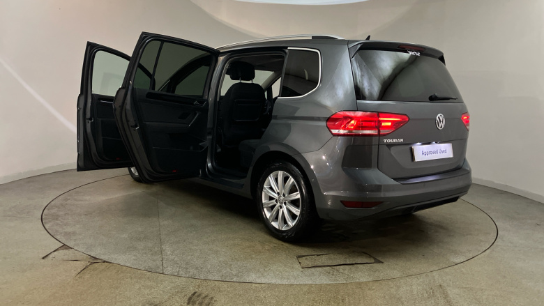 Volkswagen Touran 1.5 TSI EVO SEL 5dr DSG Petrol Estate